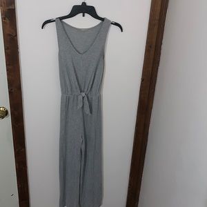 Super cute & soft Pants romper grey pinstripe med